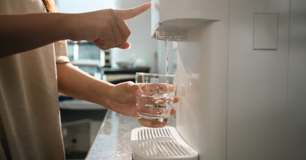Conserto de Purificador de Água em Joinville | Assistência Perto de Mim agua sem controle de temperatura